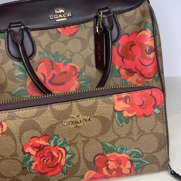 Coach Logo Floral matching wallet set / tote bag - Picture 14 of 16